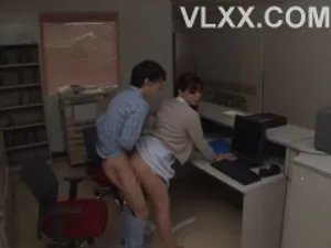 Cắm sừng với người bạn thuở nhỏ